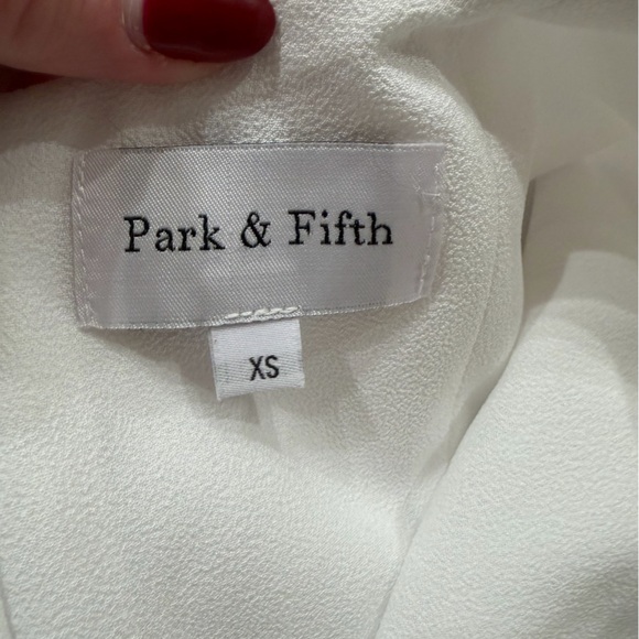 Park & Fifth Leslie White Puff Sleeve Dress - Picture 4 of 5